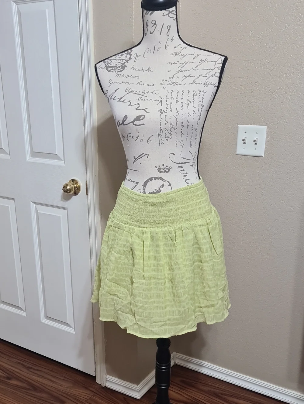 Light Green Smocked Waist Women's Skirt